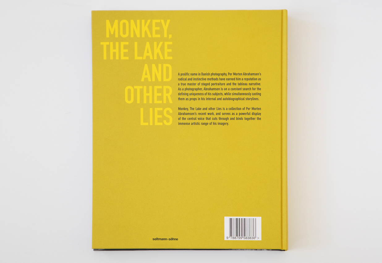 Per Morten Abrahamsen, review, photography,  om fotografi, foto bog, the lake and other lies 